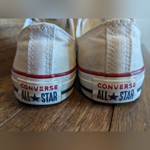 Converse Chuck Taylor All Star Lo Sneakers, ivory, Men's 3.5, women's size 5.5 - Picture 8 of 16